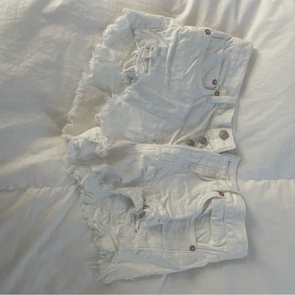 Free people White Denim Shorts size 27